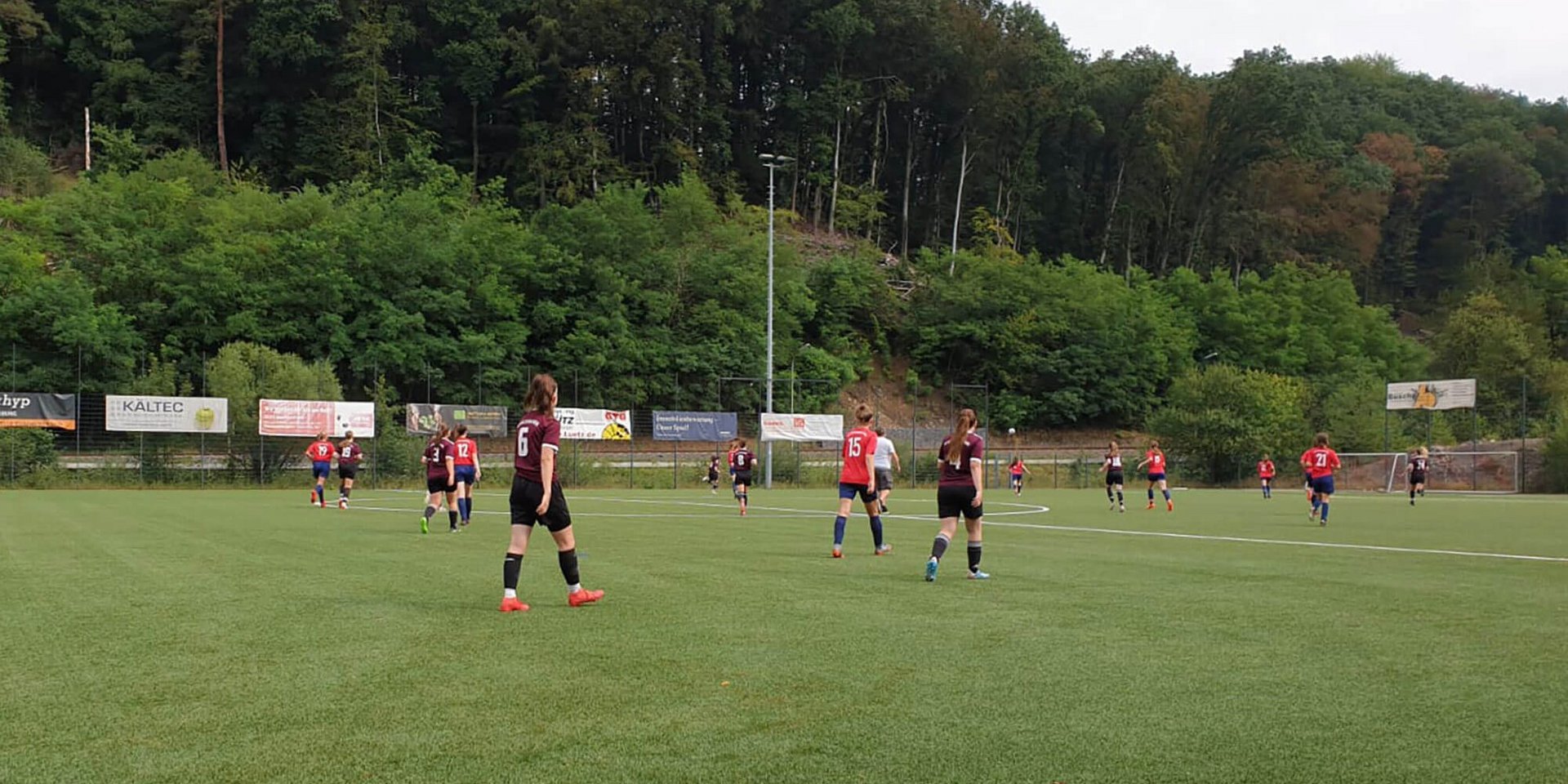 Guter Auftritt: Unsere U17 Juniorinnen besiegten den TV Hoffnungsthal mit 5:1