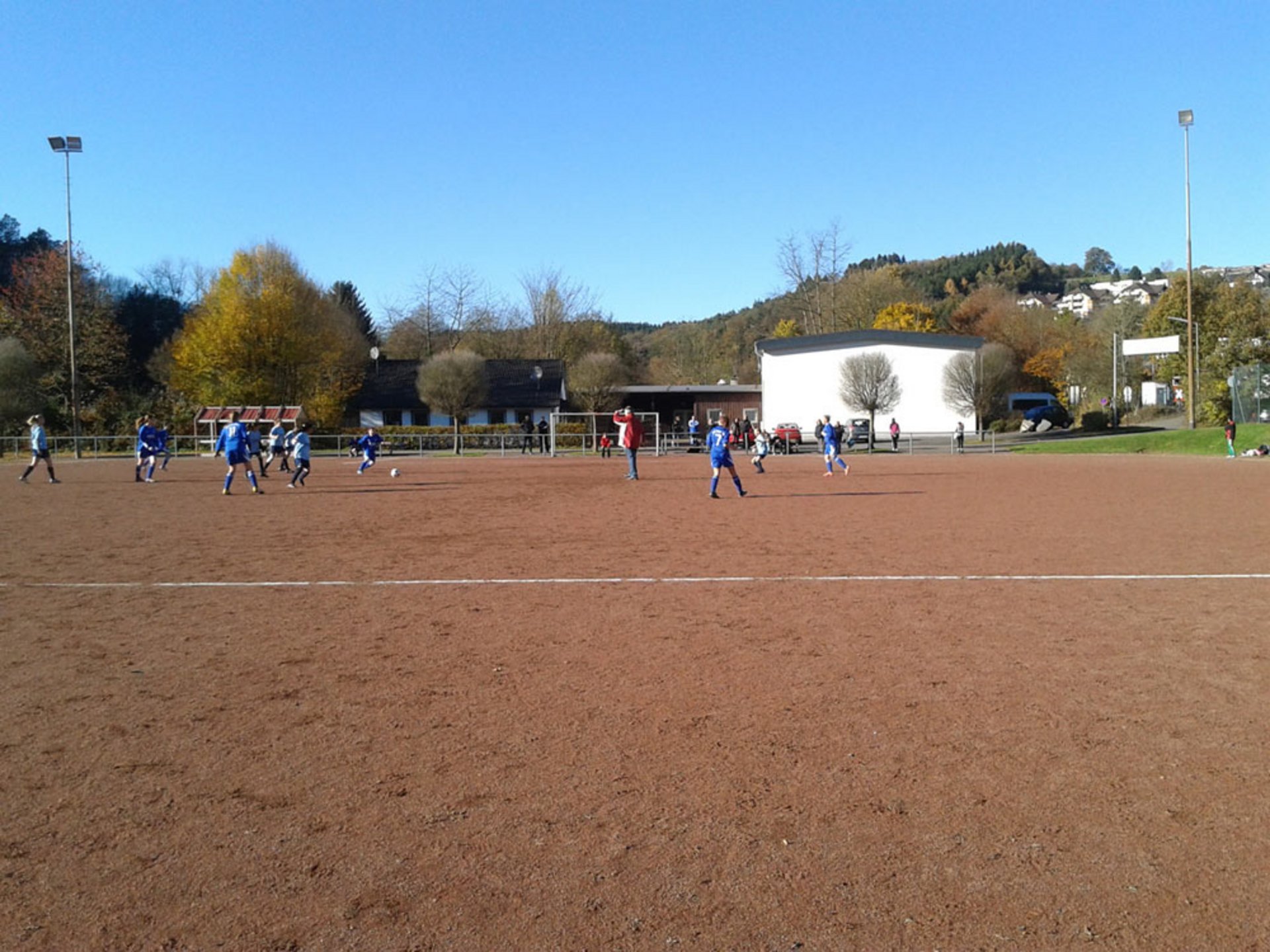 Im bisher schwächsten Spiel der Saison gewannen die Mädchen gegen Dümmlinghausen mit 3:1